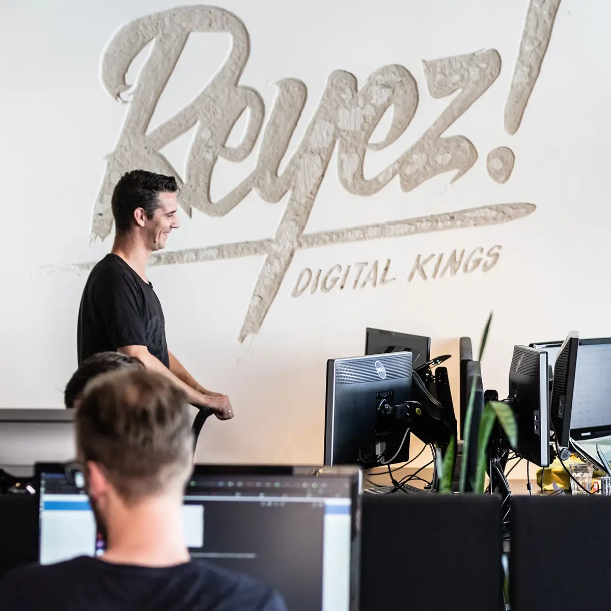 Reyez! Digital Kings